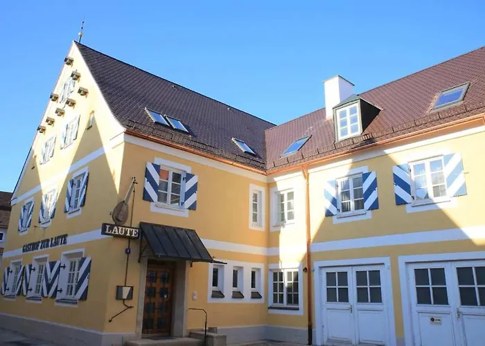 Und Zur Laute Hotel 3*